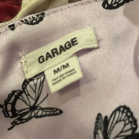 Garage NWOT butterfly bandana top with adjustable straps, ties in back - Picture 7 of 9